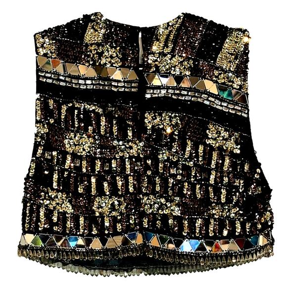 Nasty Gal – Premium Hand Embellished Crop Top (Gold) – US 2 - Picture 5 of 6